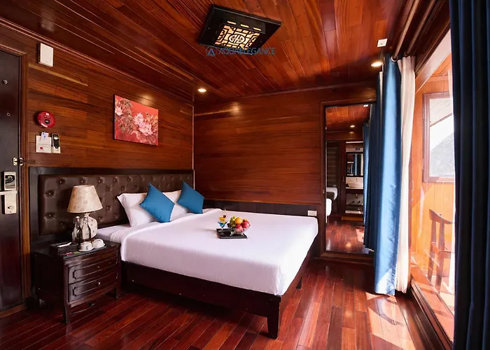 Aqua Elegance Cruise - Bay By Ahg Ha Long