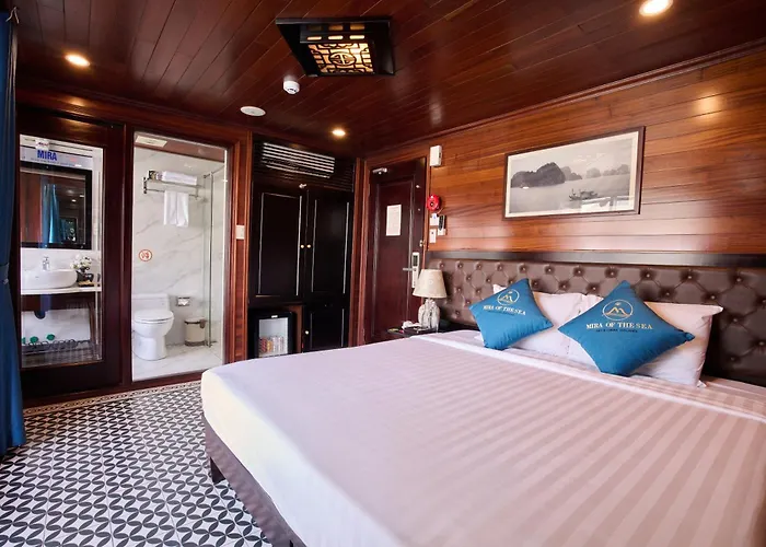 Aqua Elegance Cruise - Bay By Ahg Ha Long