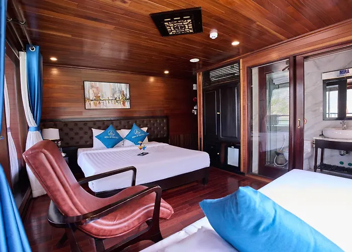 Aqua Elegance Cruise - Bay By Ahg Botel Hạ Long