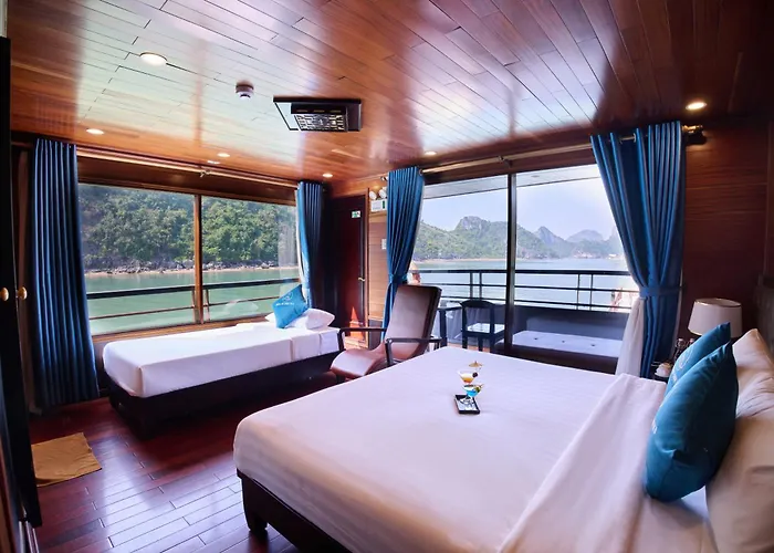 Aqua Elegance Cruise - Bay By Ahg 5*