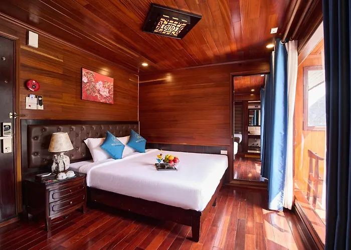 Aqua Elegance Cruise - Bay By Ahg