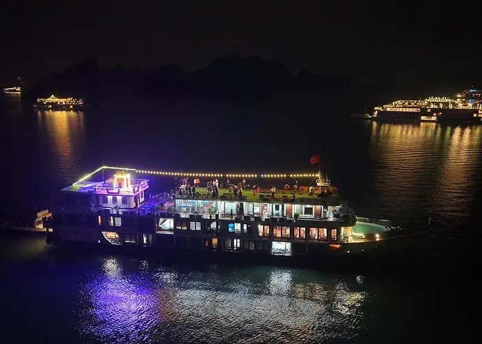Aqua Elegance Cruise - Bay By Ahg Ha Long