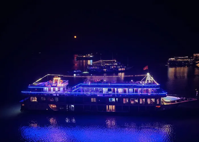 Aqua Elegance Cruise - Bay By Ahg 5* Ha Long