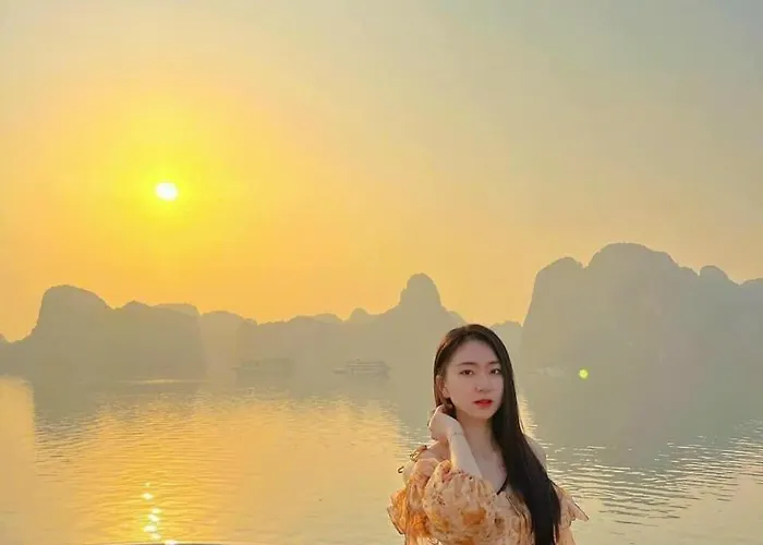 Aqua Elegance Cruise - Bay By Ahg Hạ Long