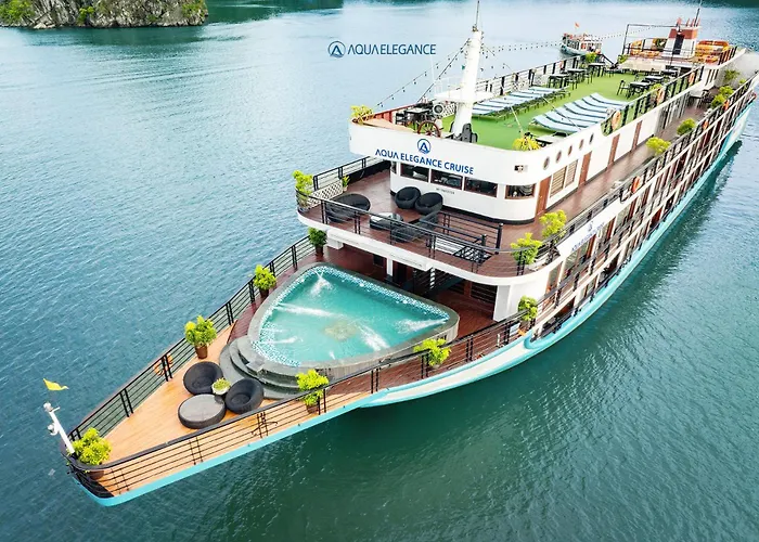 Aqua Elegance Cruise - Bay By Ahg 5*