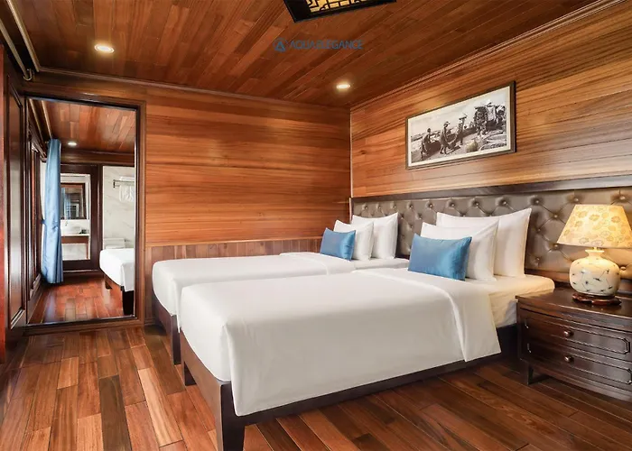 Aqua Elegance Cruise - Bay By Ahg Botel Hạ Long
